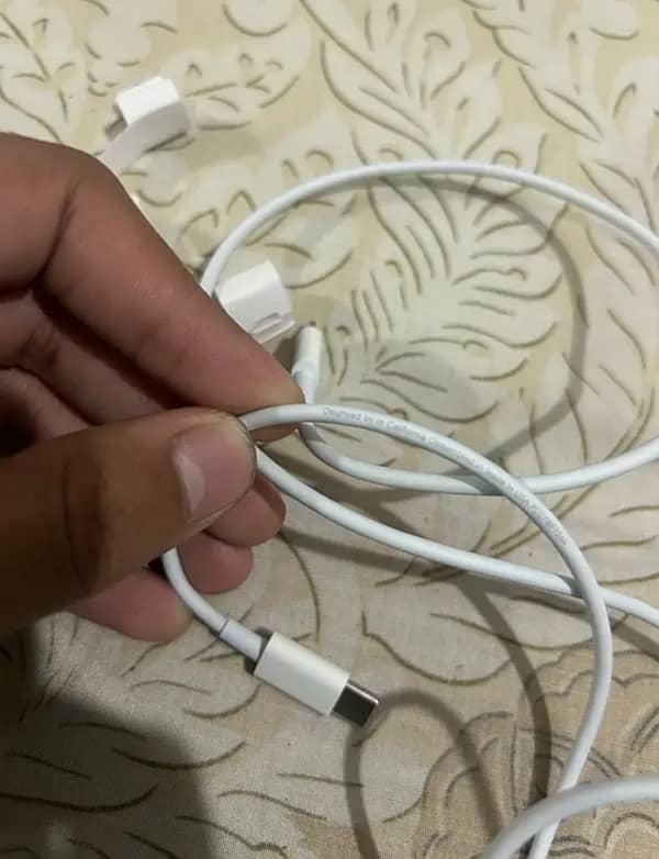 iPhone original Cable 3