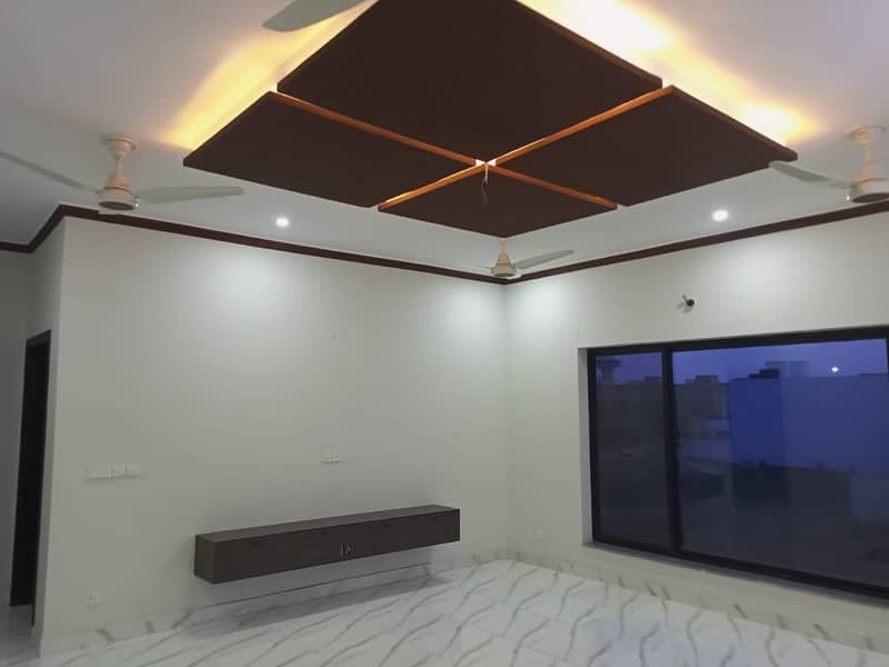 Spacious 1 Kanal Independent Upper Portion for Rent in Fazaia Housing Scheme Phase 1 32