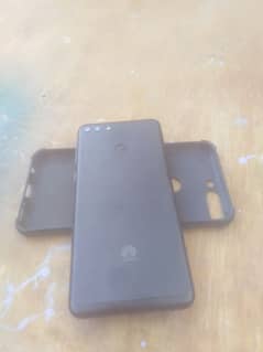 huawei y9 2018 3 ram  32 room