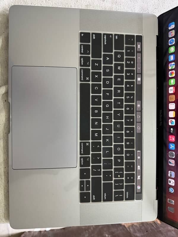 MacBook Pro 2019 2