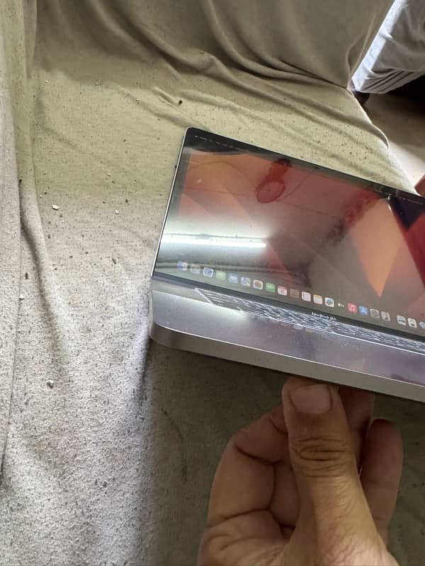 MacBook Pro 2019 12