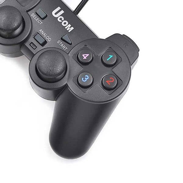 U. com gamepad in new condition 2