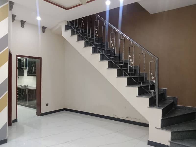 1 Kanal House for Rent in Johar Town for Family & office (Call center + Software house) 5