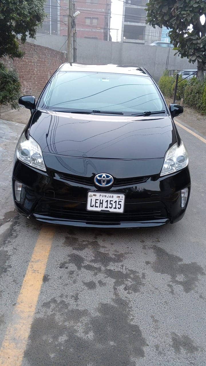 Toyota Prius 1.8 S led package 2012/2015 0