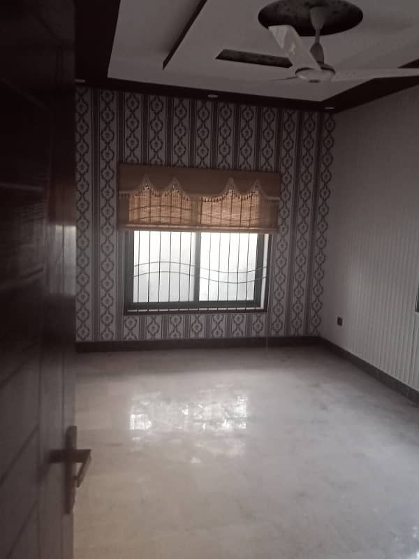 Portion 3 Beds DD West Open 2nd Floor in Block 11 Gulistan e Jauhar 1