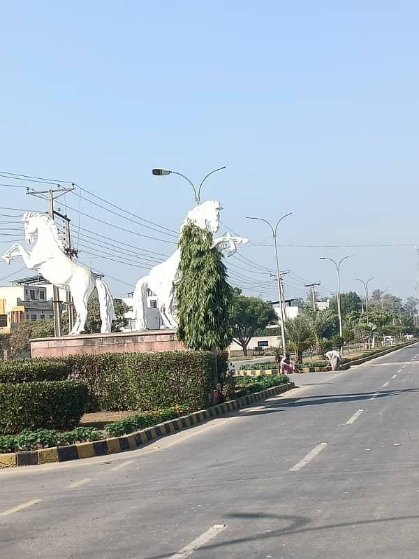 Buying A Prime Location Residential Plot In Lahore? 1