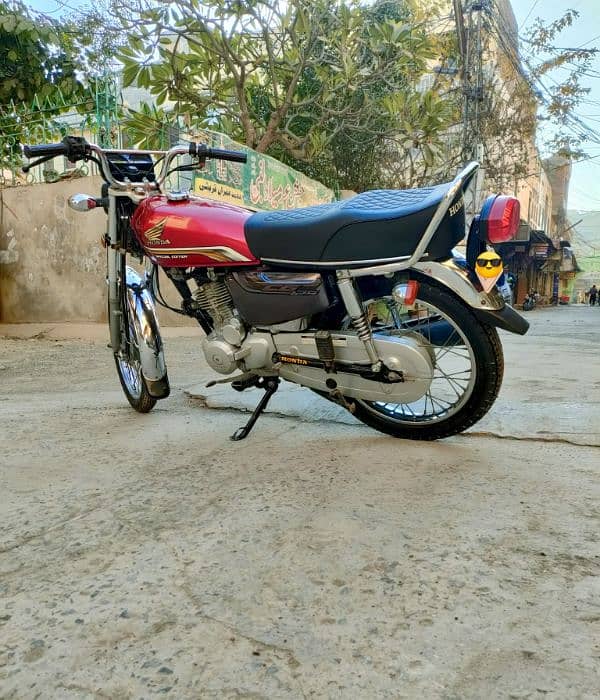 HONDA CG 125 SPECIAL EDITION 4