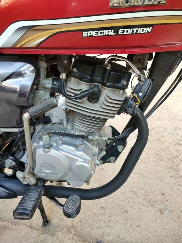 HONDA CG 125 SPECIAL EDITION 7