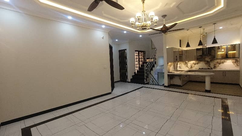 Bismillah Housing Scheme 1687 Square Feet House Up For Sale 17