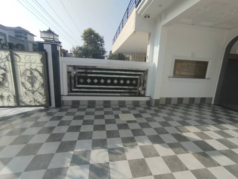 1 KANAL BRAND NEW SPANISH HOUSE FOR SALE IN NFC PHASE 1 3