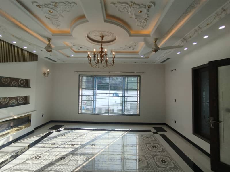 1 KANAL BRAND NEW SPANISH HOUSE FOR SALE IN NFC PHASE 1 23