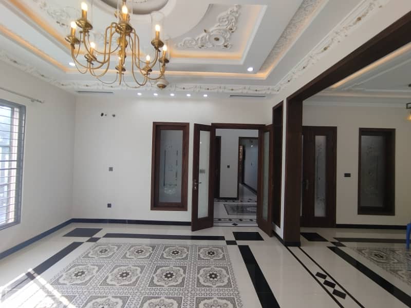 1 KANAL BRAND NEW SPANISH HOUSE FOR SALE IN NFC PHASE 1 24