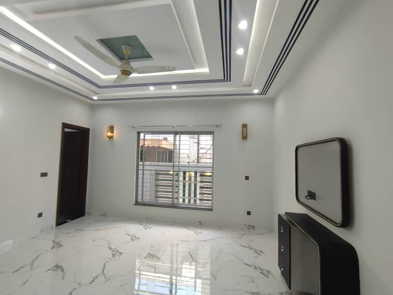 1 KANAL BRAND NEW SPANISH HOUSE FOR SALE IN NFC PHASE 1 42