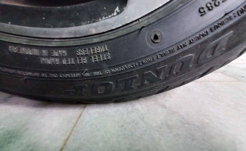 Dunlop tyre 165/65/13 1