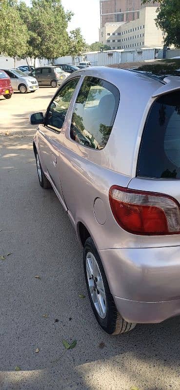 Toyota Vitz 1999 Reg 2008 (2Door) 3