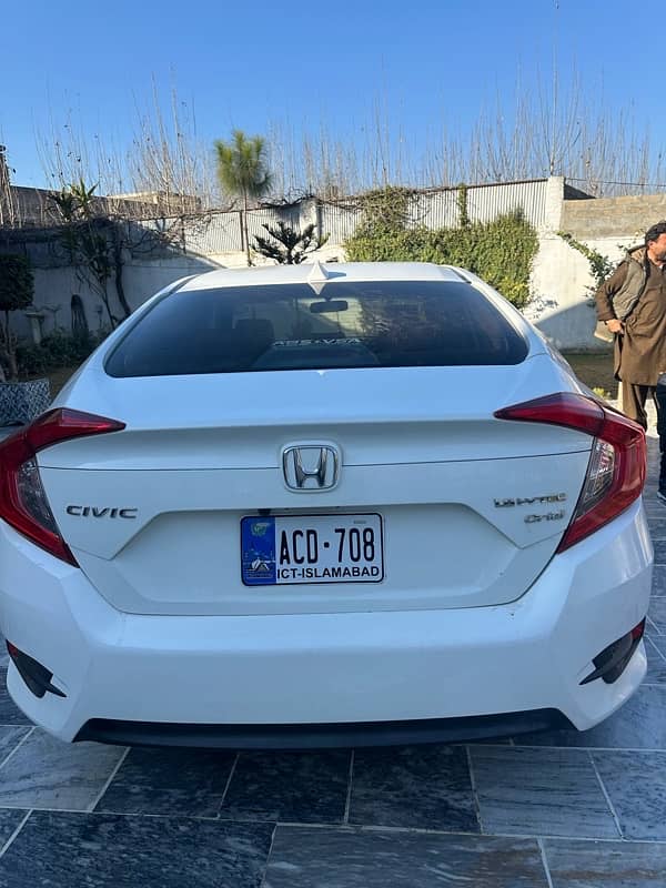 Honda Civic Oriel 2016 4