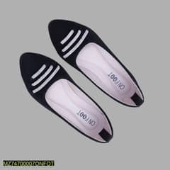 woman's Rexine casual pumps, delivery free