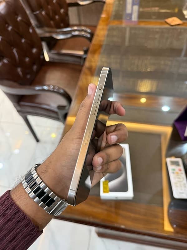 Iphone 15 Pro Max 256 GB Official PTA Approved in 10 By 10 With Box 2