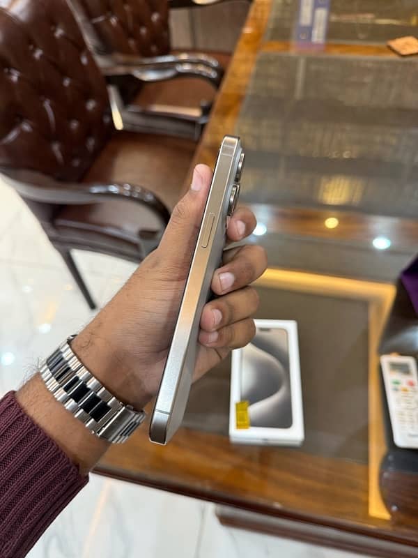 Iphone 15 Pro Max 256 GB Official PTA Approved in 10 By 10 With Box 5