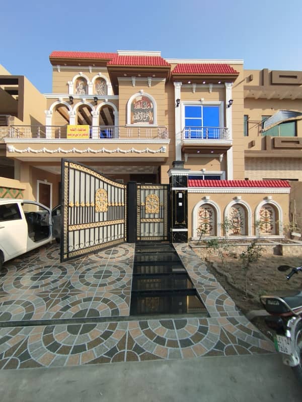 10.3 MARLA BRAND NEW SPANISH HOUSE FOR SALE IN PGECH PHASE 2 COLLEGE ROAD LAHORE 0