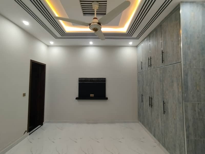 10.3 MARLA BRAND NEW SPANISH HOUSE FOR SALE IN PGECH PHASE 2 COLLEGE ROAD LAHORE 15