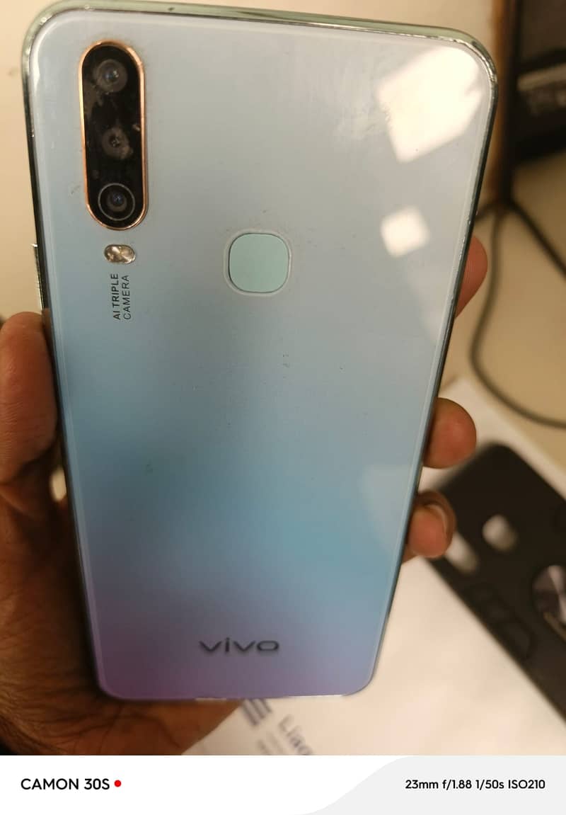 Vivo Y17 7