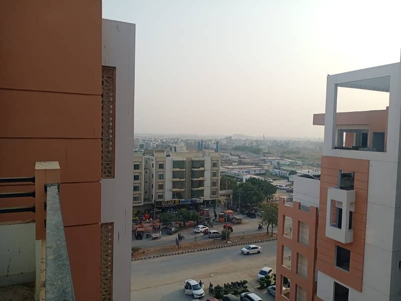 FOR RENT - 3 BEDDD BRAND NEW FLAT (WEST OPEN-CORNER) AVAILABLE IN METROPOLIS RESIDENCY, MAIN JINNAH AVENUE NEAR BLOCK-7 & BLOCK-8 GULISTAN E JAUHAR KARACHI 2