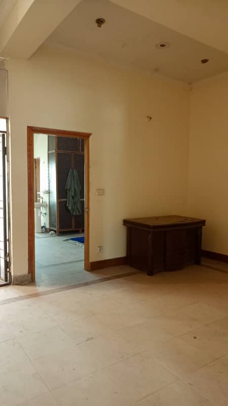 1 knal house for rent in johar town for Family and Silent office (Call center + Software house) 3