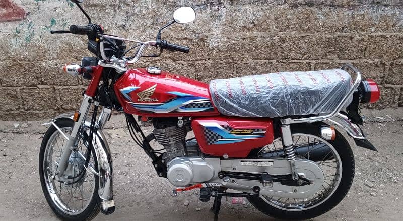 Honda CG 125 2024 First owner khi num 03100206928 3