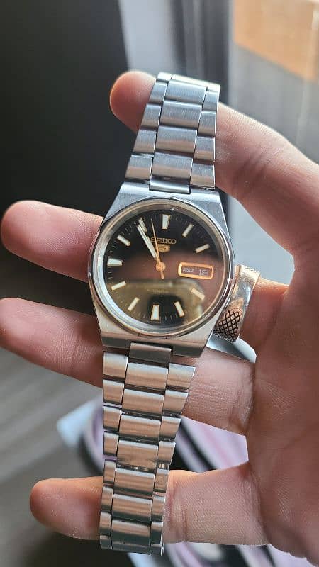 seiko 5, rare dials, like new condition. 2