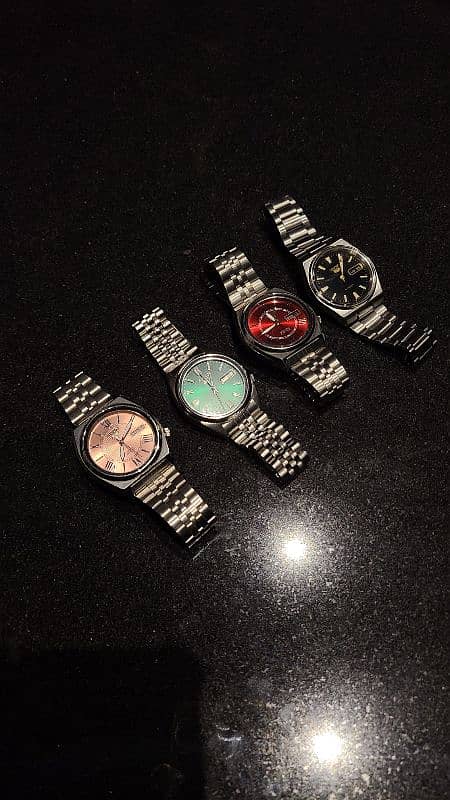 seiko 5, rare dials, like new condition. 6