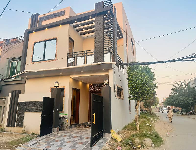 4.7 MARLA BRAND NEW CORNER HOUSE FOR SALE IN MILITARY ACCOUNT LAHORE 0