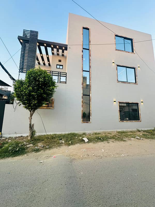 4.7 MARLA BRAND NEW CORNER HOUSE FOR SALE IN MILITARY ACCOUNT LAHORE 1