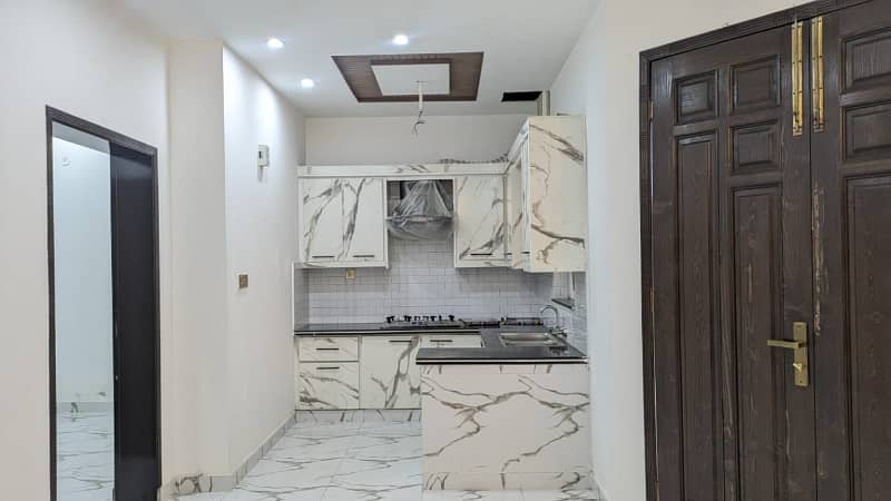 5 MARLA BRAND NEW CORNER HOUSE FOR SALE IN NASHEMAN E IQBAL PHASE 2 8