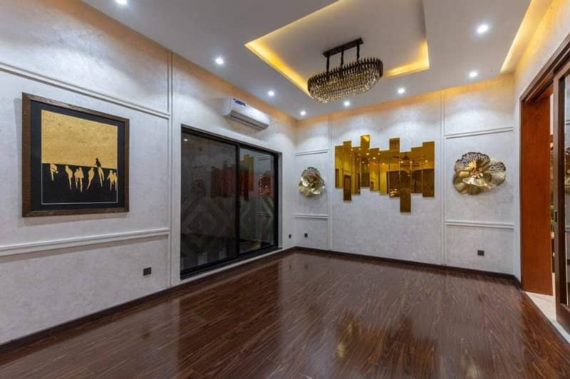 1 Kanal House For Sale In Bahria Town Lahore. 21