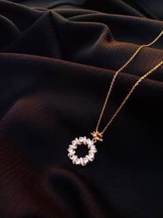 Flower Shaped Gold Plated Locekt with Artificial Stone