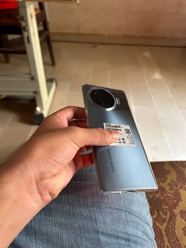 Tecno spark 20 pro plus with box all Accessories complete 3