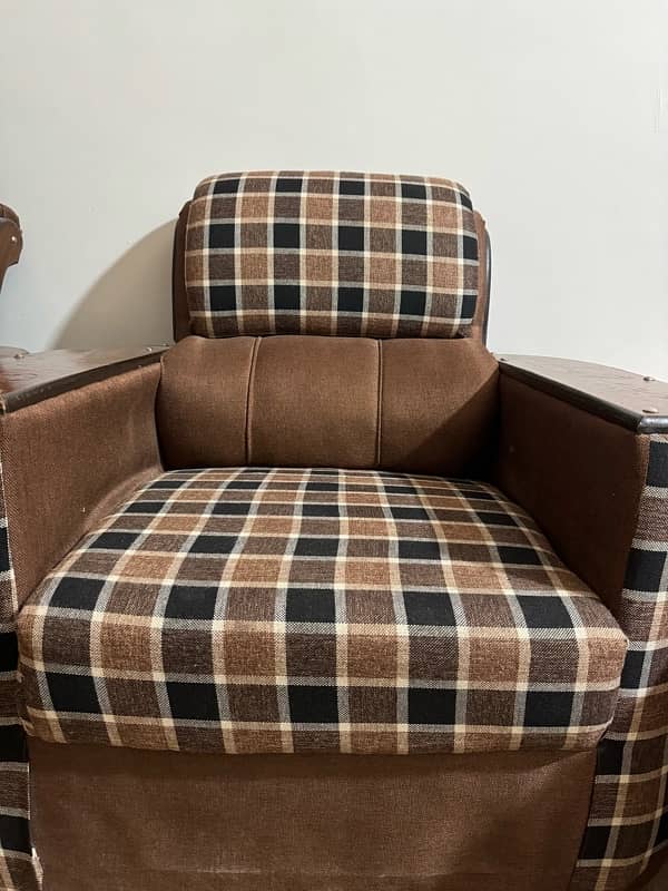 sofa set of 5, brown colour 1