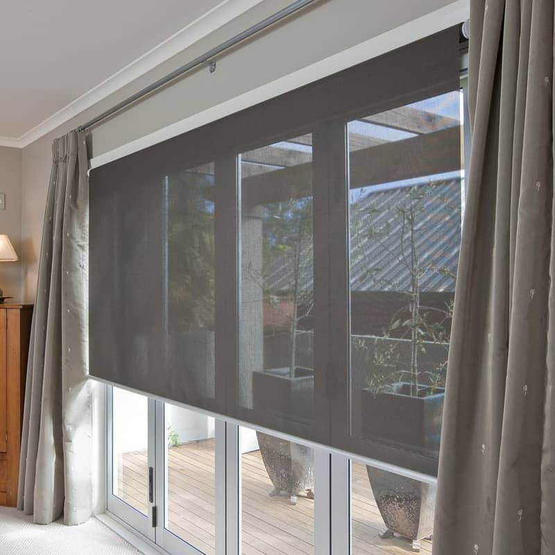 Window blinds | Blackout roller blinds | wallpaper | wood/vinyl floor 1