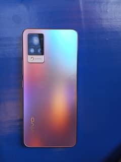 Vivo v 21 best fone best feature. and best perfomance. well maintein set