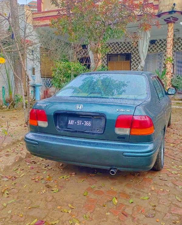 Honda Civic EXi 1997 4