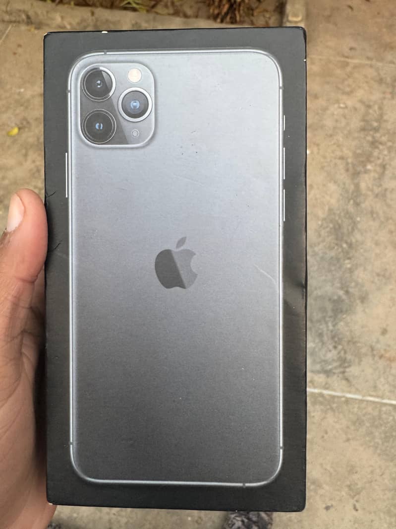 Apple iPhone 11 Pro Max with Original Box for sale 1