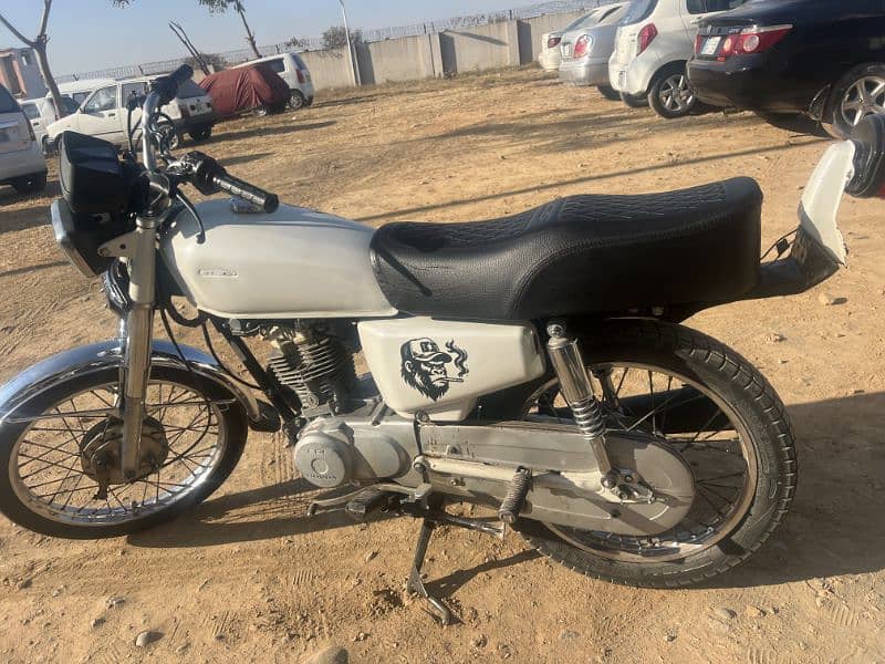 Honda CG 125 9