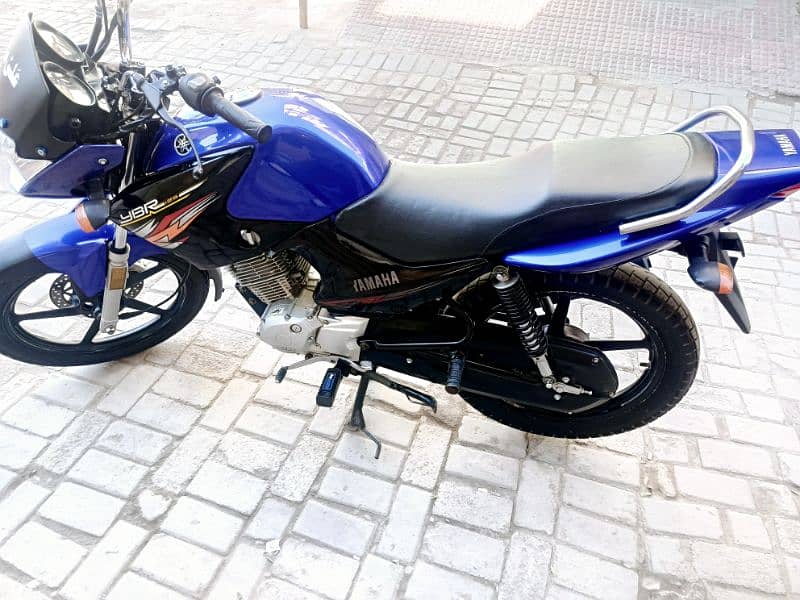 Yamaha ybr 125 (2020) 6