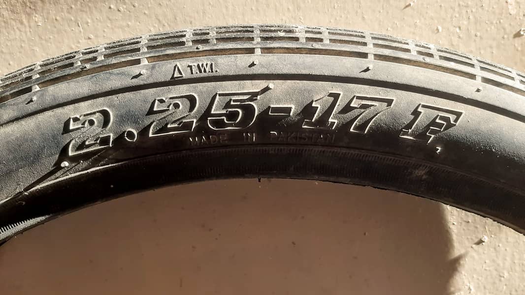 Diamond tyre for 70CC Bike 1