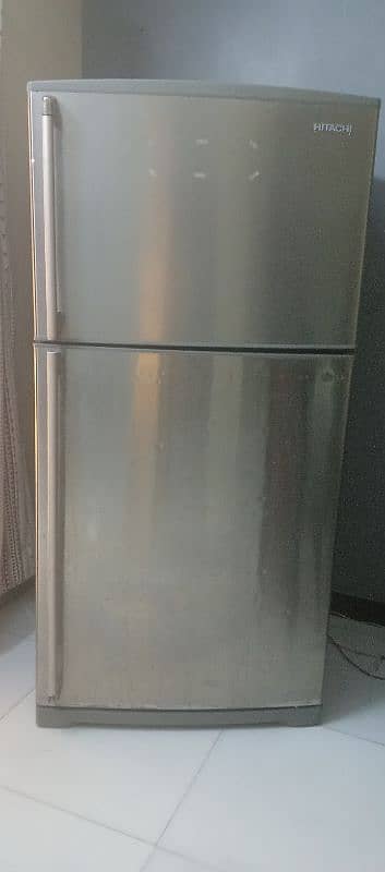 Hitachi fridge 9