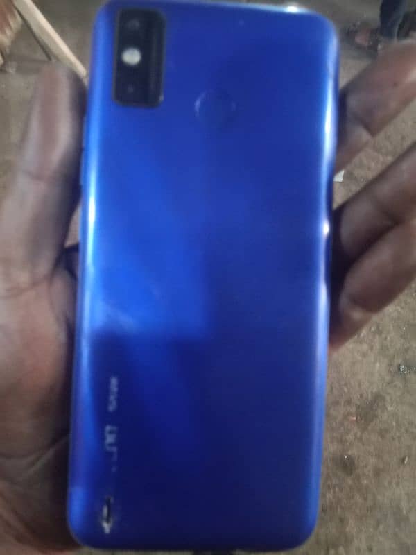 Tecno spark 6 go 4 "64 all okay mobile and box 7