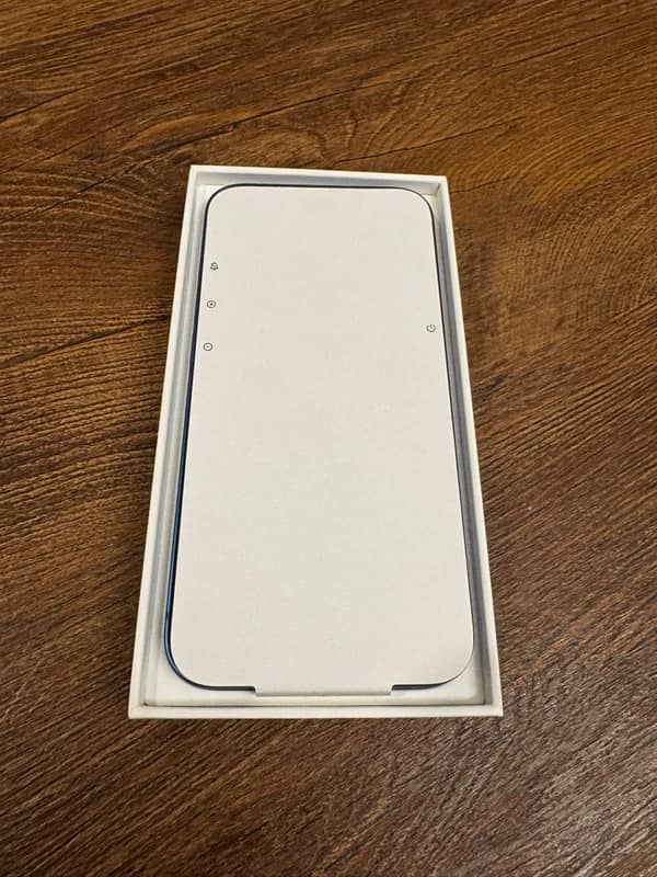 iphone 13 256gb full box pta approved 3