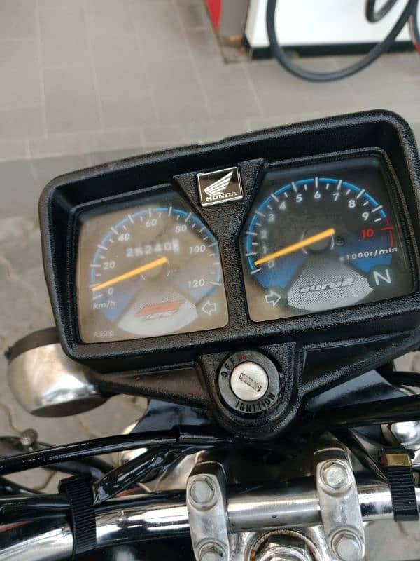 Honda 125 urgent sale Karni hay 1