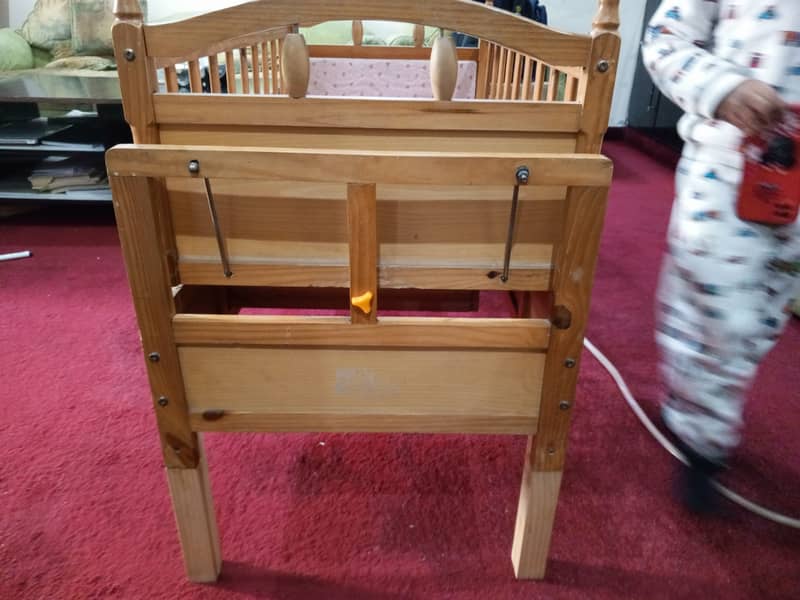 Wooden baby Cot 6